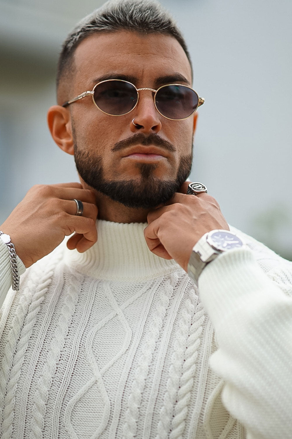 Men's White Knitted Pullover Sweater