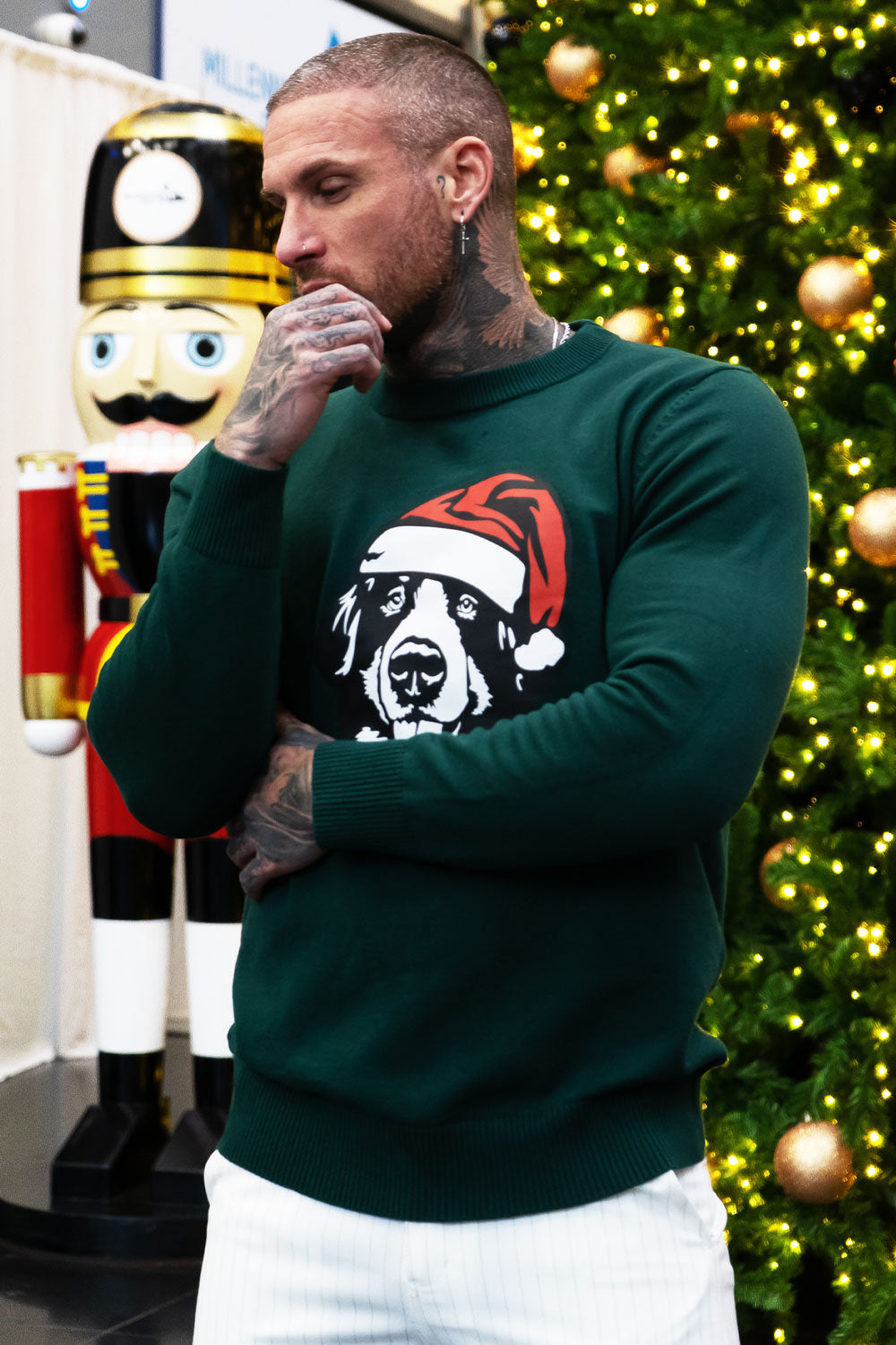 Warm Sweater For Men - Round Neck & Christmas Dog