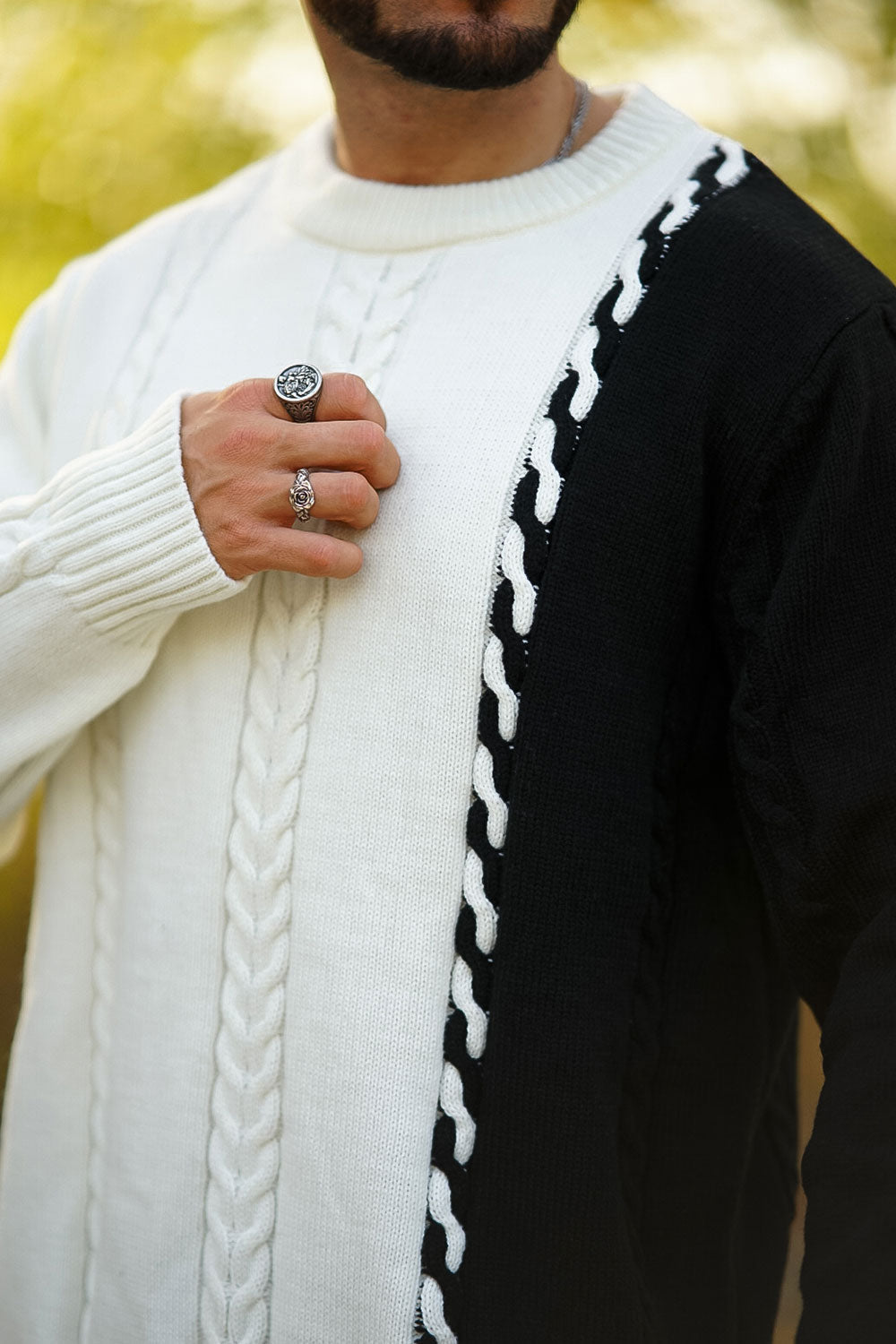 Men's Color Block Sweater - Black & White