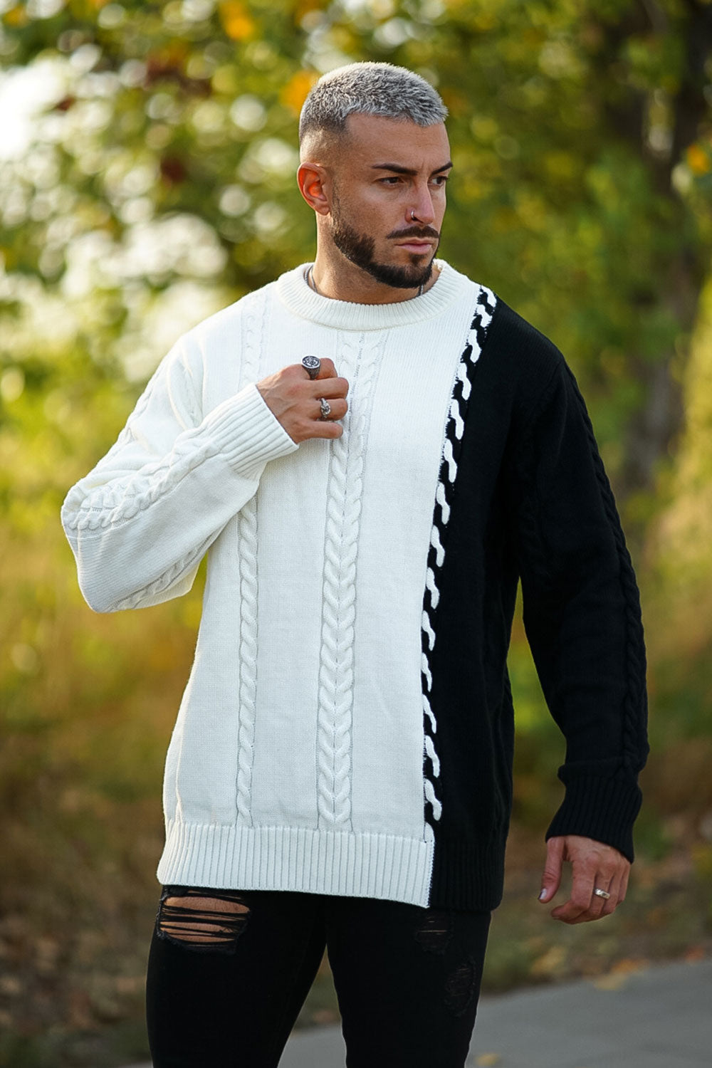 Men's Color Block Sweater - Black & White