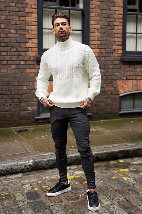 Men's White Knitted Pullover Fashion Sweater