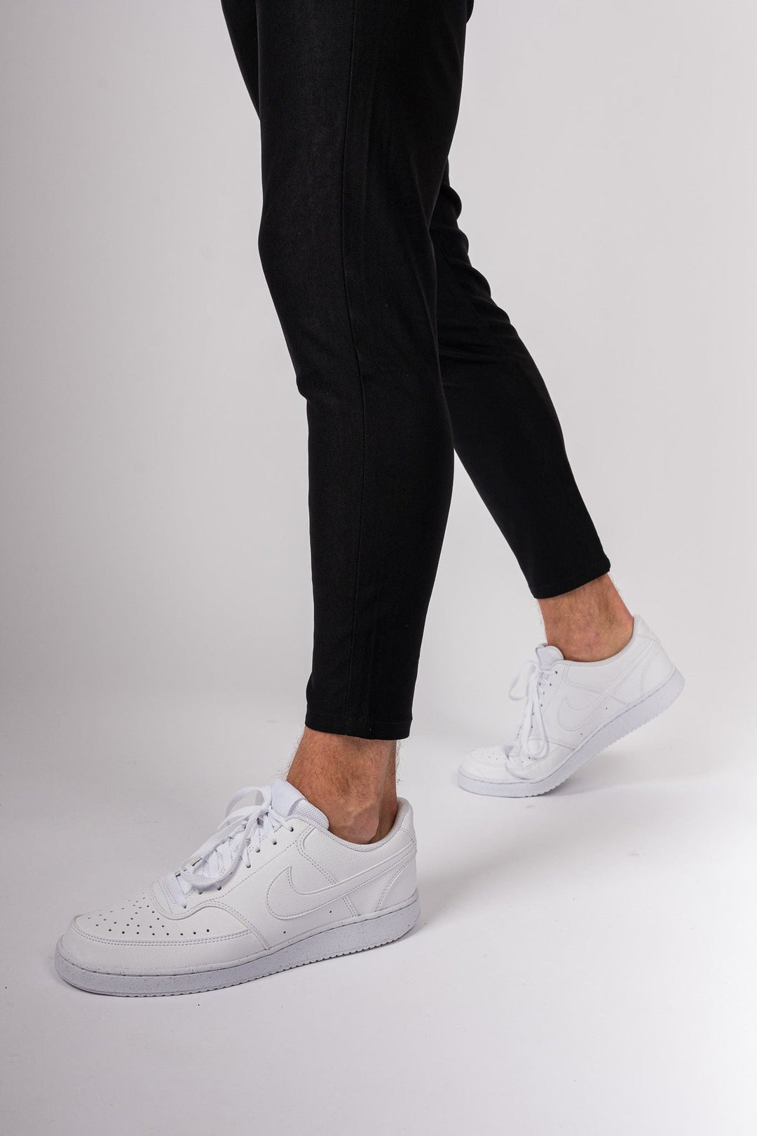 Cosmopolitan Chinos - Black