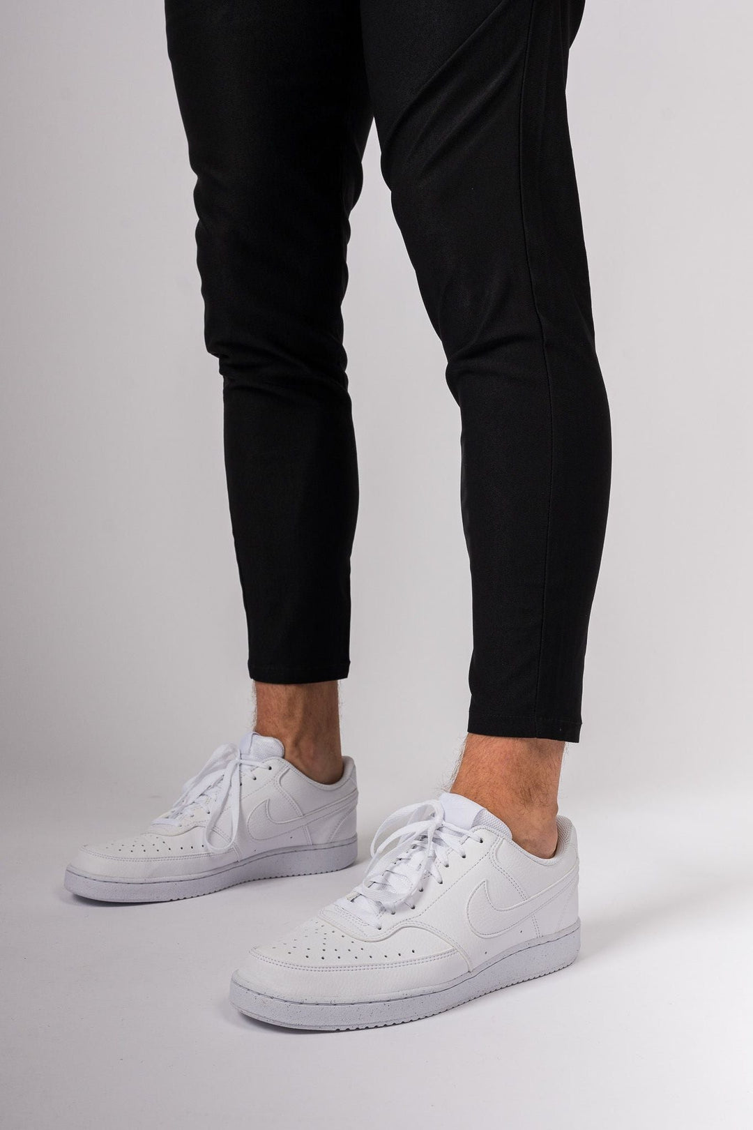 Cosmopolitan Chinos - Black