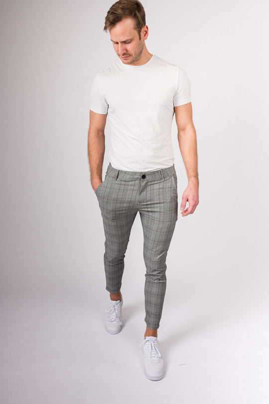 Luciano Chinos - Gray with square pattern