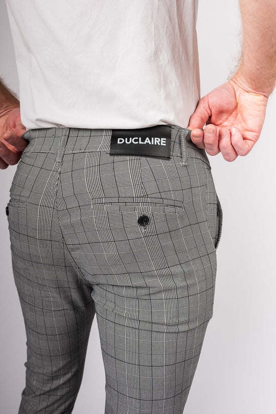 Luciano Chinos - Gray with square pattern